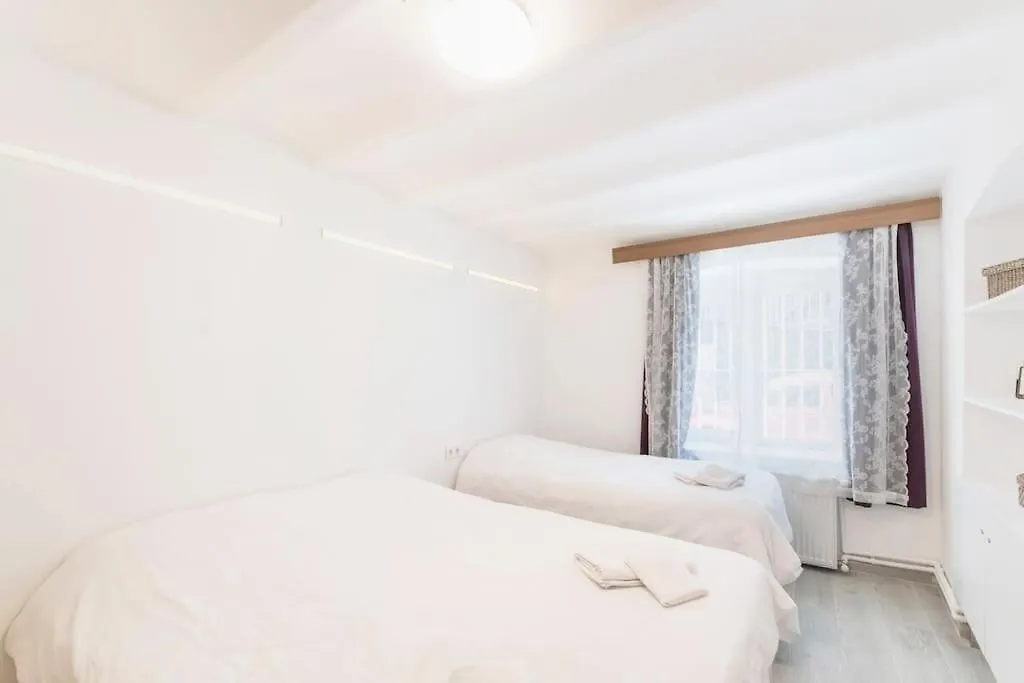 Beautiful 2Br House W/Ac 400Meters Taksim Square Apartamento Istambul