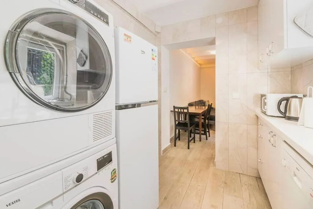 Beautiful 2Br House W/Ac 400Meters Taksim Square Apartamento Istambul Turquia