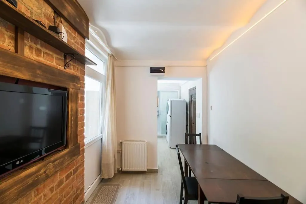 Beautiful 2Br House W/Ac 400Meters Taksim Square Apartamento Istambul